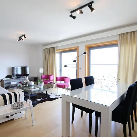 Panoramic Living Daire *