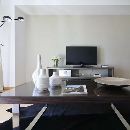 Panoramic Living