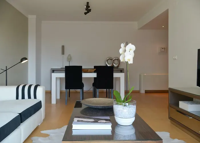 Panoramic Living *